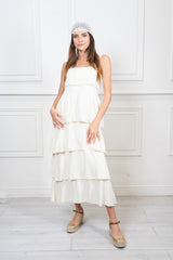 modella indossando Abito lungo a balze con corpetto drappeggiato in misto viscosa colore Beige Chiaro Unica