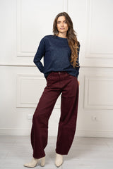 modella indossando Jeans Vanya Barrel colore