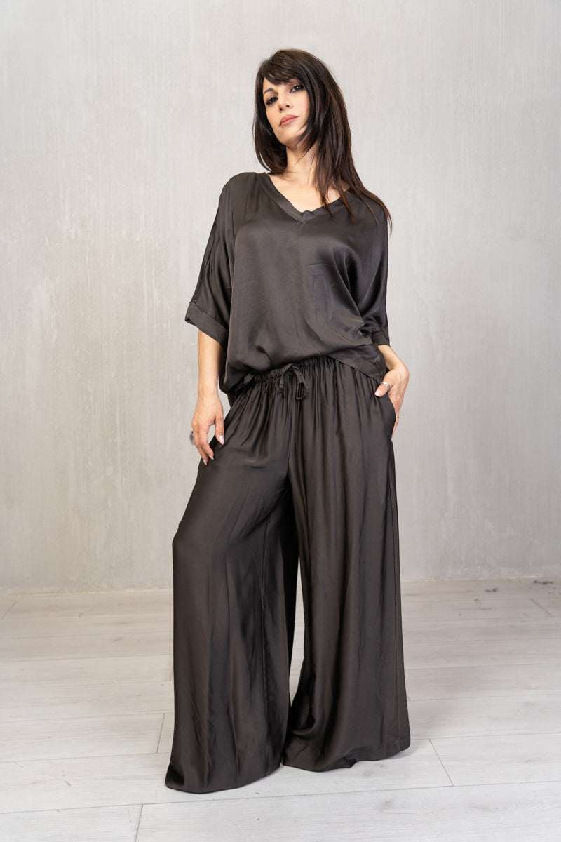 Pantalone ampio in viscosa e seta con coulisse