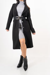 modella indossando Abito midi in maglia a collo alto in viscosa elasticizzata colore Grigio Unica