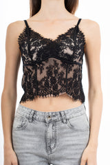 modella indossando Top bustier in pizzo con coppe e stecche modellanti colore Nero-Nude Unica
