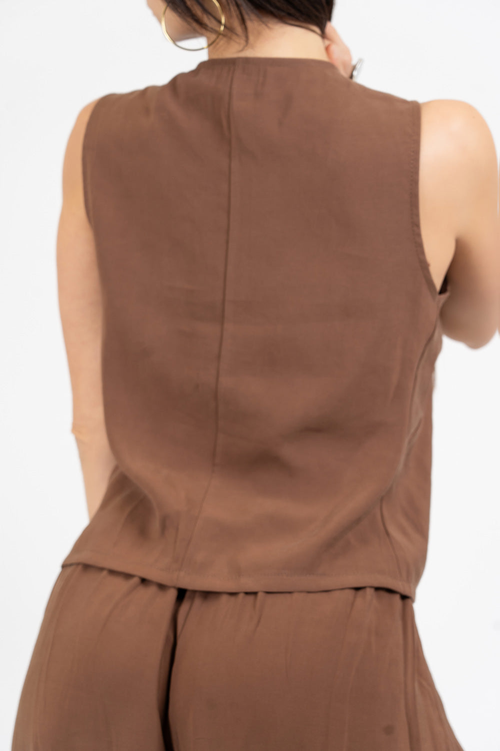 Gilet incrociato in misto viscosa.