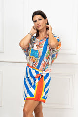 modella indossando Completo Zanzibar colore