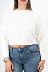 modella indossando Maglia basic a manica raglan in filato misto viscosa colore PANNA Unica