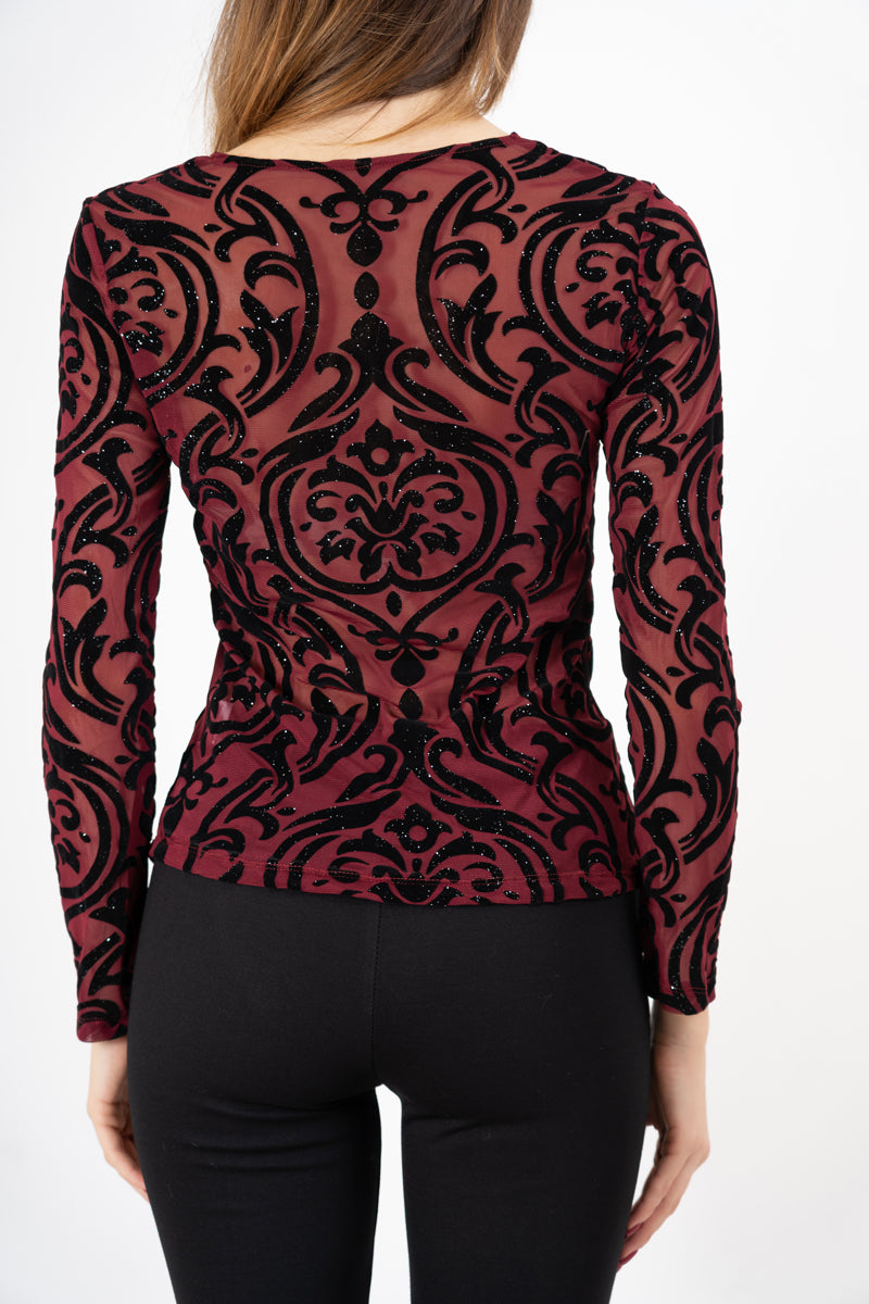 modella indossando Maglia rete VelvetLight colore