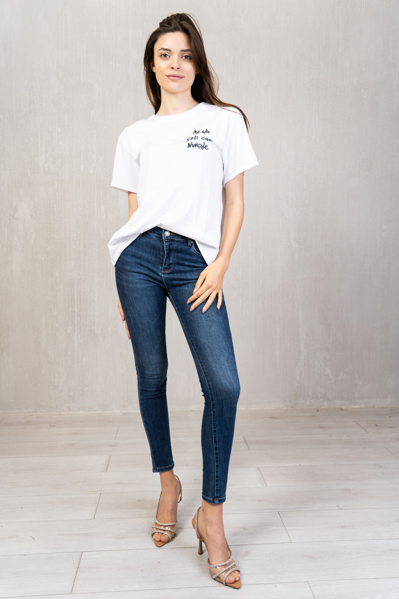 T-shirt “Meglio soli che nuvole”