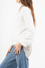 modella indossando Cardigan ampio con scollo a V e maniche a palloncino colore