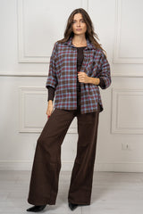 modella indossando Camicia Rivington Ember colore