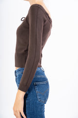 Maglia crop off-shoulder con laccio