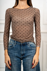 modella indossando Maglia Aveline colore