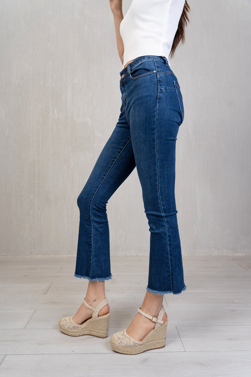 Jeans Bootcut Blu Scuro con Fondo Taglio Vivo