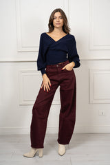modella indossando Jeans Vanya Barrel colore