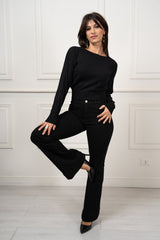 modella indossando Maglia Mirelle boxy in misto viscosa colore