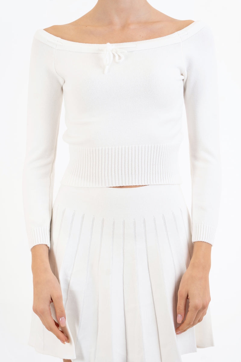 Maglia crop off-shoulder con laccio