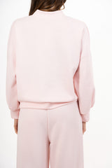 modella indossando Giacca in felpa misto viscosa con zip e manica ampia colore