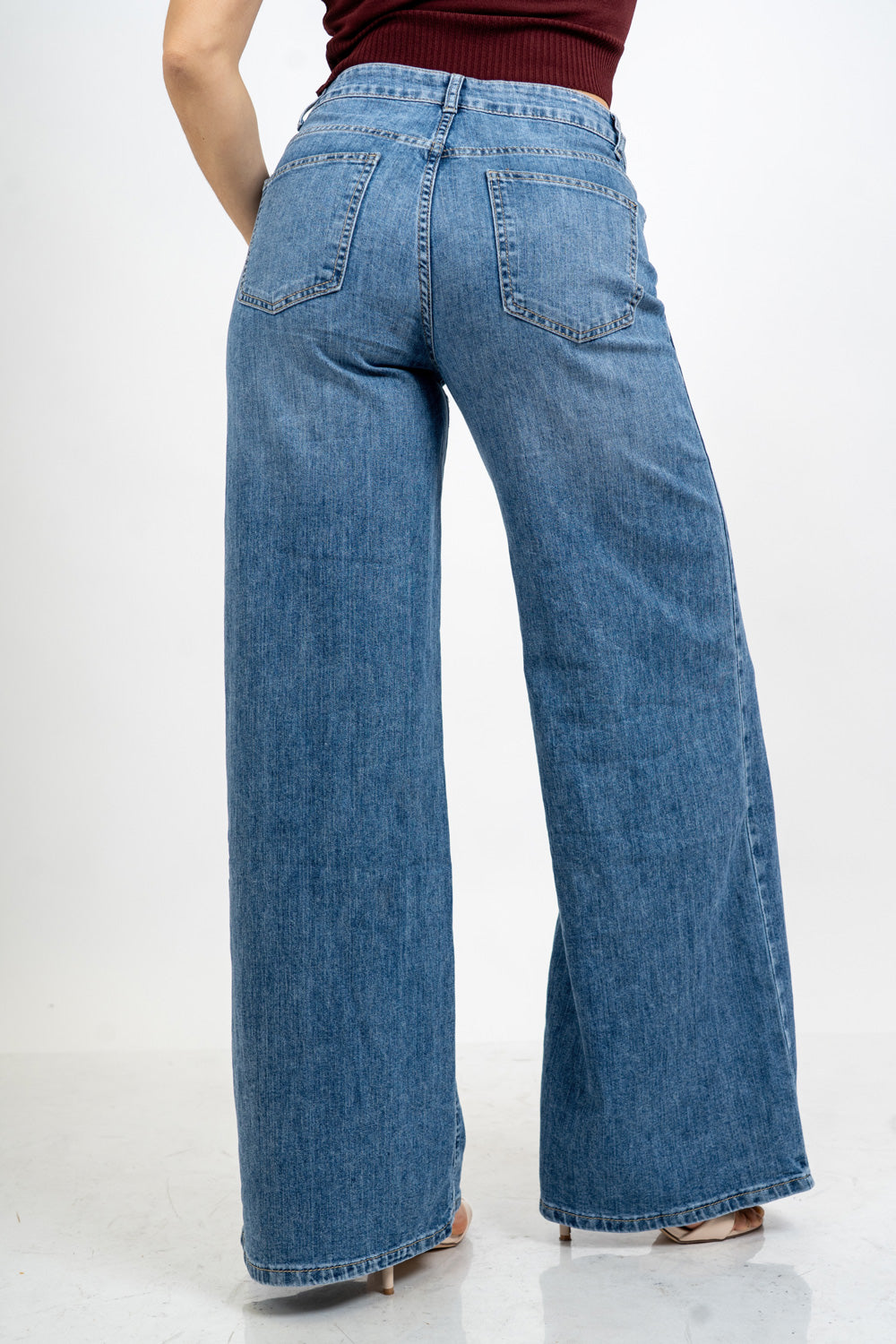 Jeans palazzo denim leggero comfort fit.