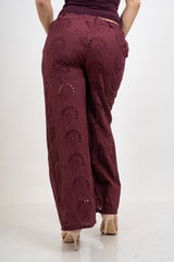 Pantalone traforato Onde Ricamate in cotone.