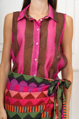 modella indossando Camicia Smanicata Positano Righe colore
