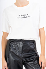 T-shirt in cotone con ricamo “di mattina non parlatemi”