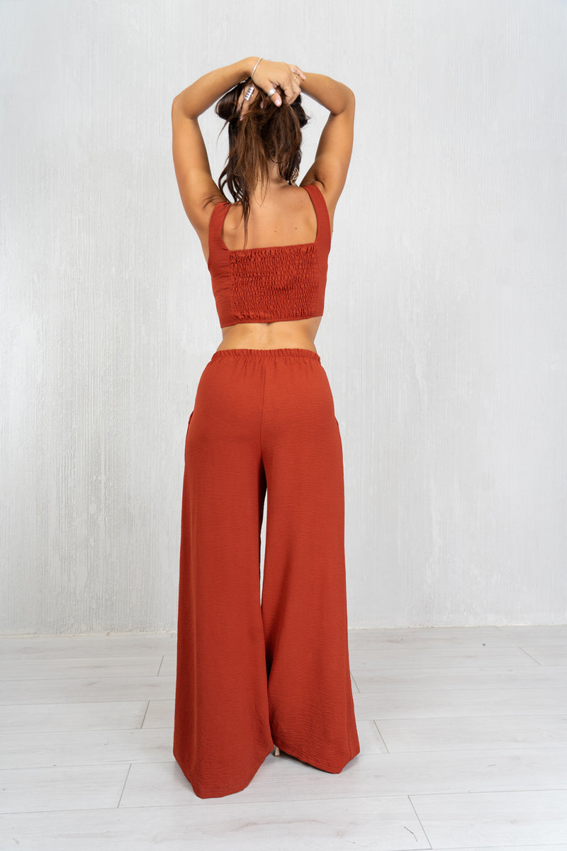 Completo Soft Fit in tessuto goffrato