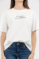 T-shirt scritta cotone “Di mattina...”.