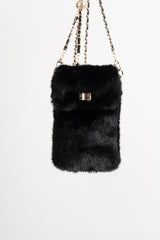 modella indossando Porta cellulare EcoFur Soft con tracolla dorata colore Nero Unica