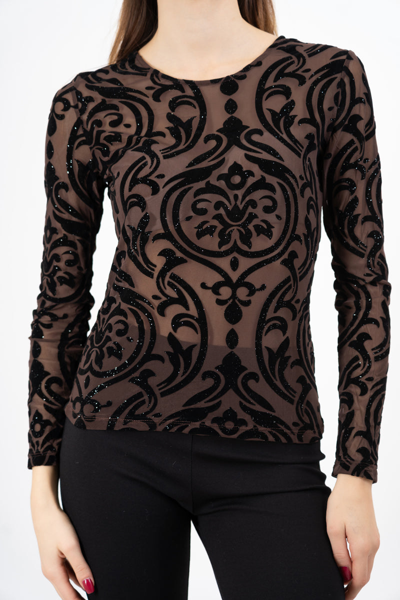 modella indossando Maglia rete VelvetLight colore Marrone Unica