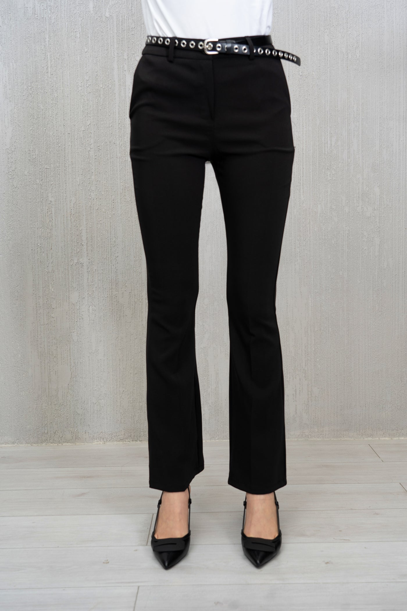 Pantalone flare in tessuto tecnico elasticizzato Nero