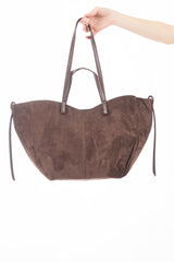 Borsa morbida a spalla in ecocamoscio con tracolla removibile