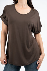 Maglia ampia in viscosa elasticizzata con scollo a V e incrocio sul retro.