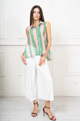 modella indossando Camicia Smanicata Positano Righe colore