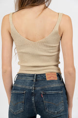 Top scollo V in maglia lurex a costine.