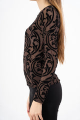 modella indossando Maglia rete VelvetLight colore