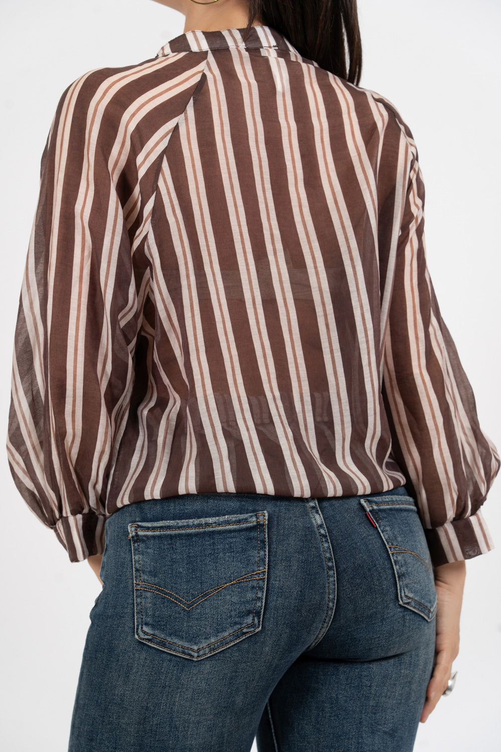 Camicia ampia rigata in lyocell velato.
