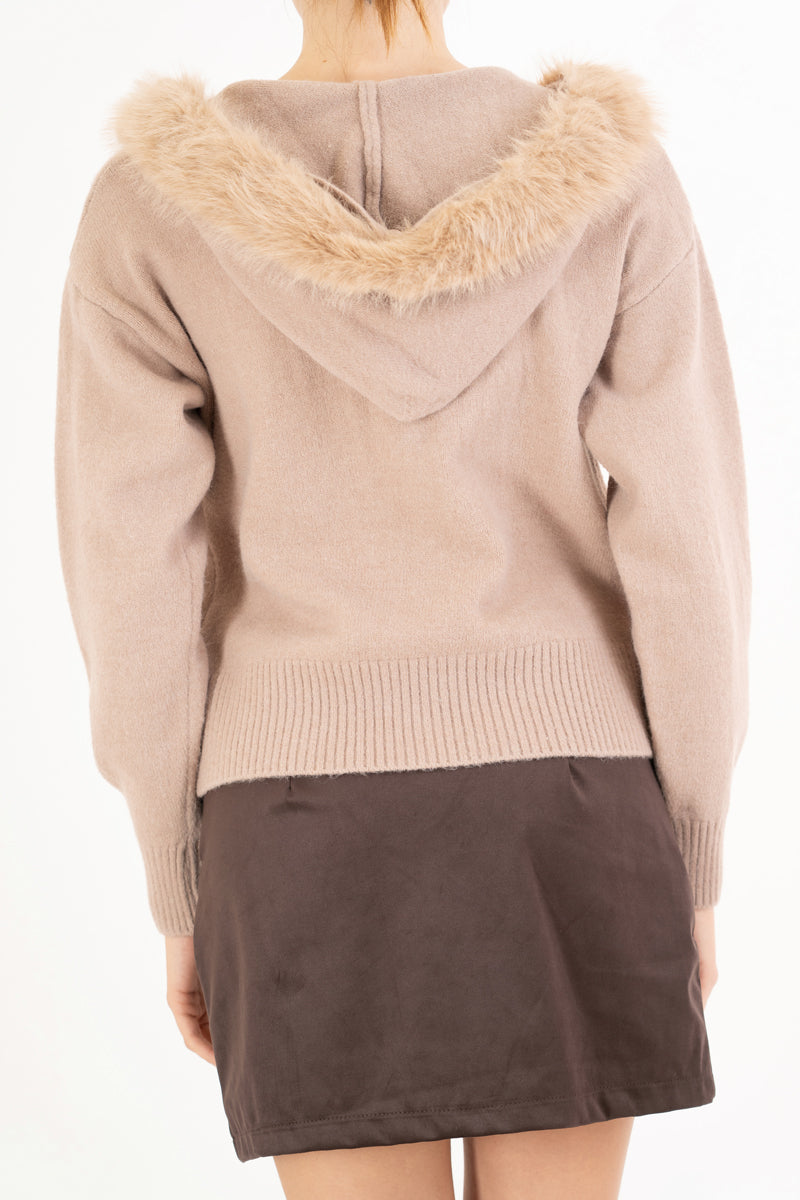 Giacchetto Fur Cozy con cappuccio e bordo removibile