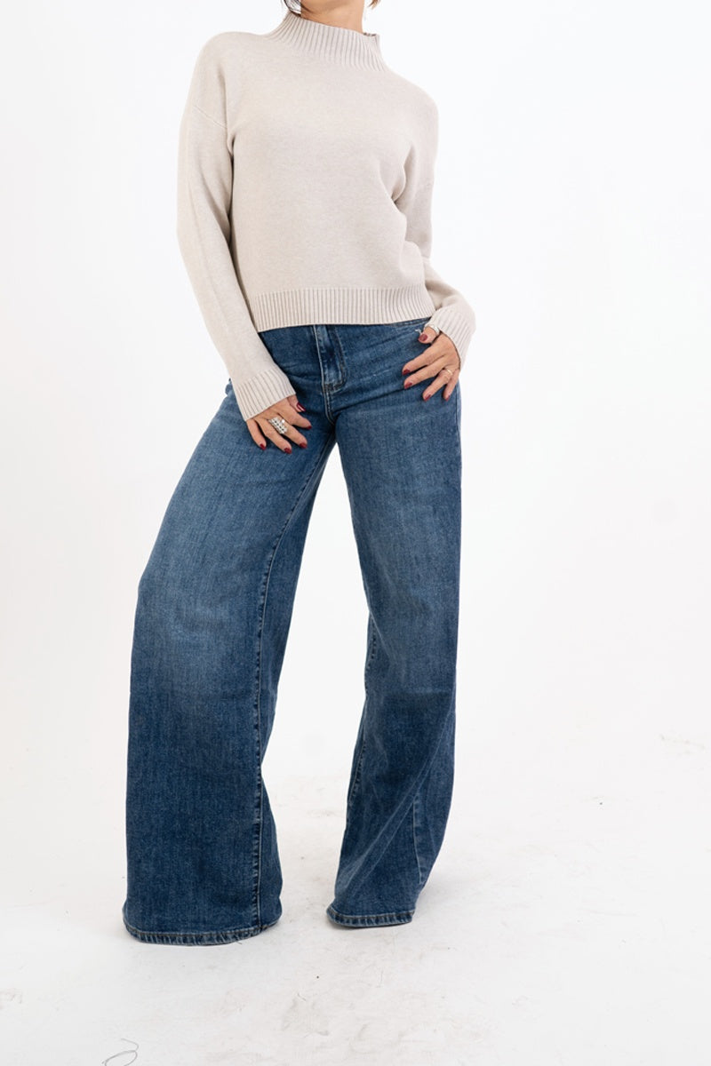 Maglione CozyVibe collo vulcano in misto viscosa