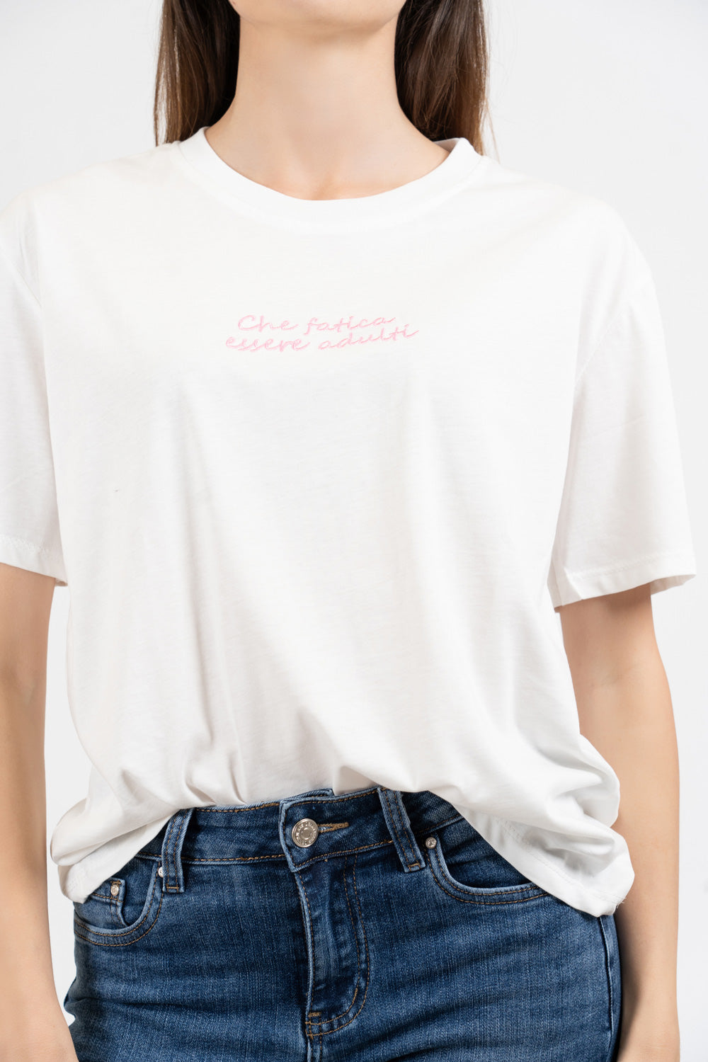 T-shirt scritta cotone “Che fatica...”.