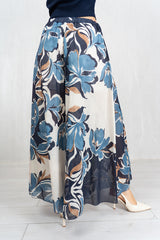 Pantagonna Jungle Bloom con shorts interno