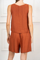 Completo in Tencel e Lino con Top Smanicato e Bermuda