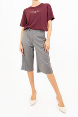 T-shirt in cotone con ricamo “di mattina non parlatemi”