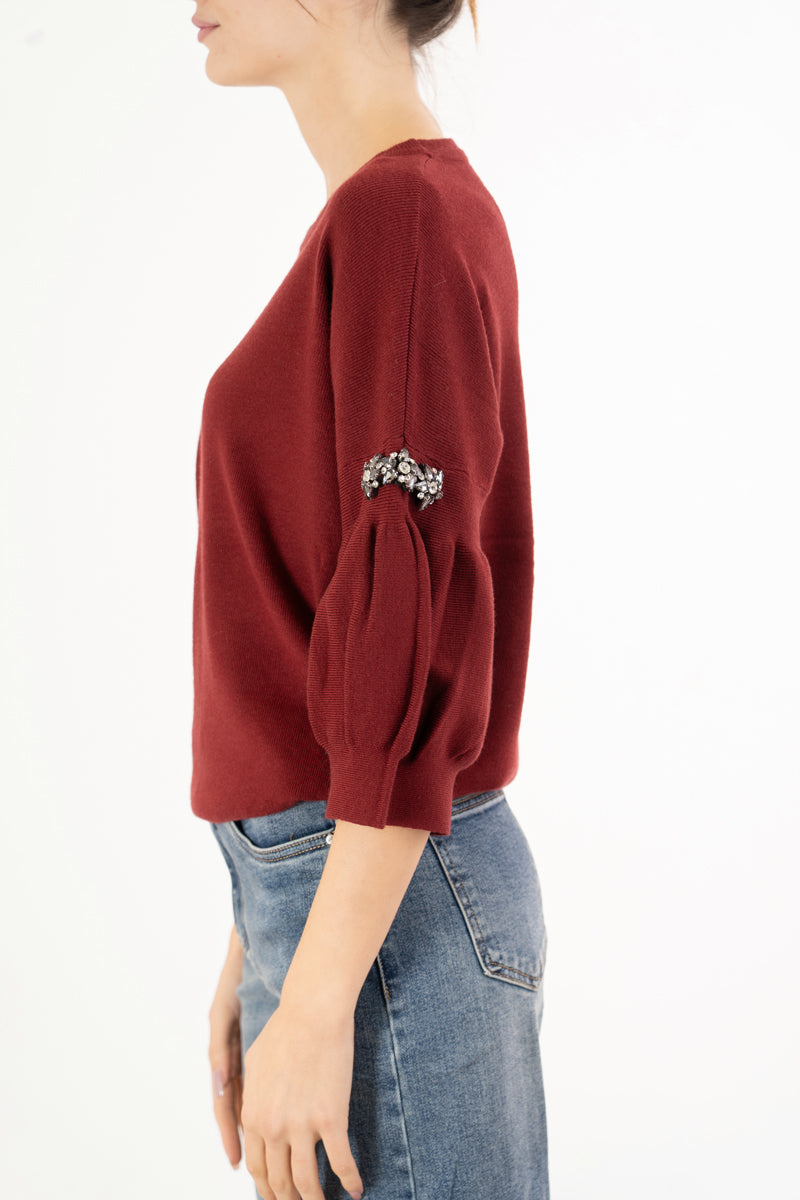 Maglia Balloon Chic con spilla gioiello