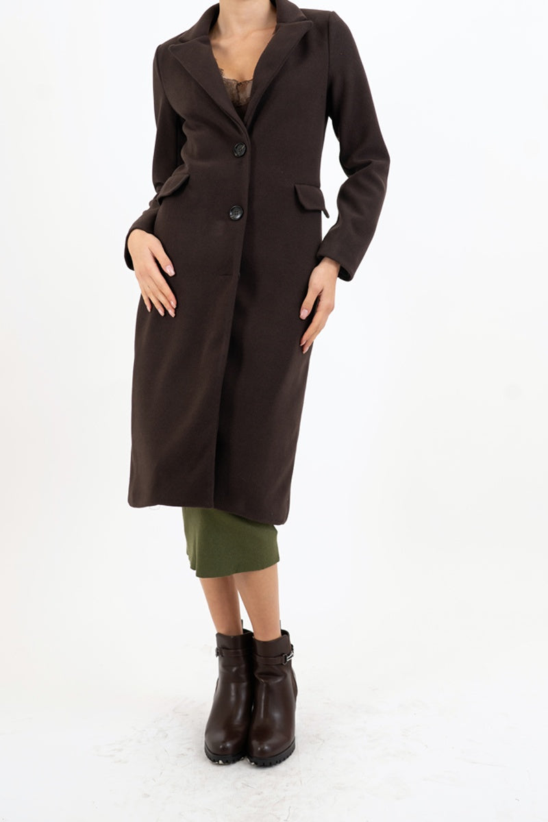 modella indossando Cappotto Choco Chic monopetto in panno colore Marrone XL 48