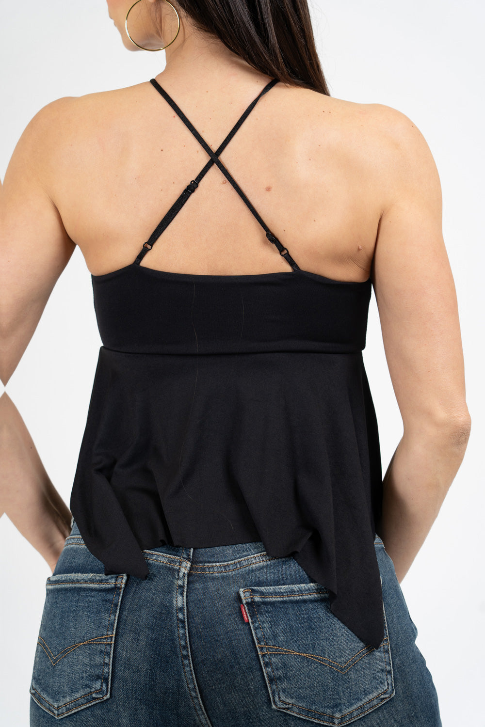 Top con applicazioni gioiello e scollo a V in tessuto elasticizzato.