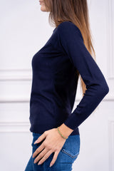 modella indossando Maglia Calista scollo quadrato colore