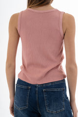 modella indossando Top canotta in microcostina di viscosa elasticizzata con strass degradé colore