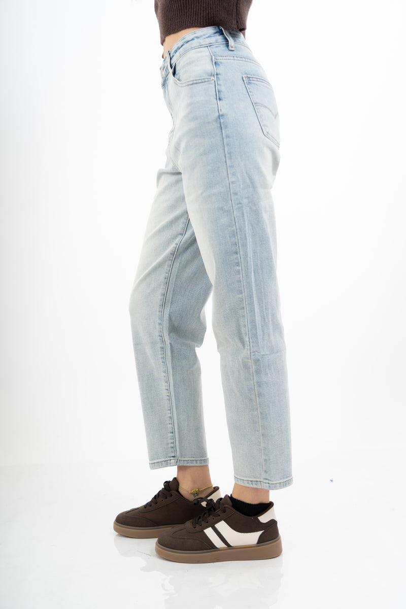 Jeans regular fit a vita alta lavaggio chiaro elasticizzato