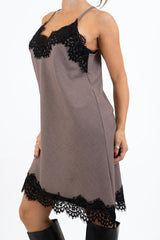 Abito LaceMood asimmetrico in poliviscosa con pizzo