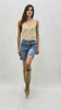 Bermuda jeans elasticizzato con bottoni gioiello