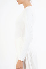 modella indossando Body LaceDream con pizzo e scollo a V colore