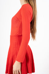 modella indossando Maglia SoftCash in misto viscosa e cashmere colore